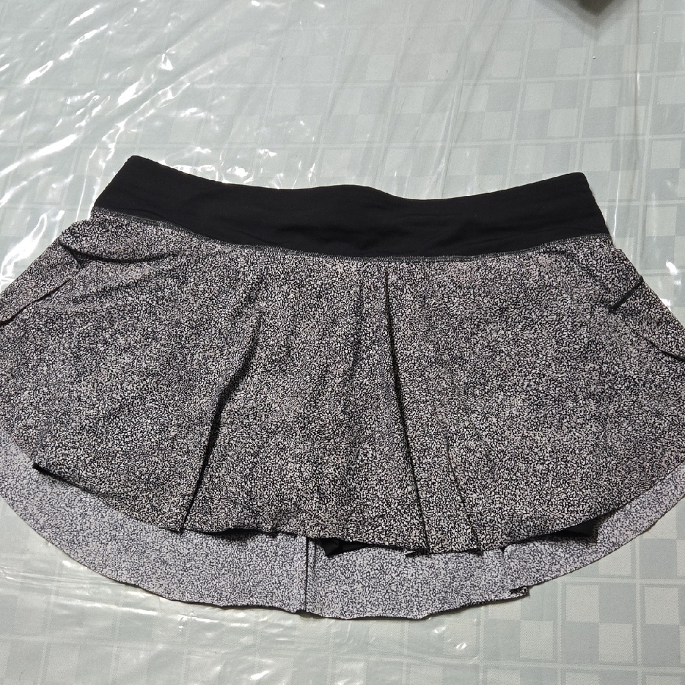 Lululemon Athletica Quick Pace Skirt SKORTY Sea Spray Alpine White Dark Chrome